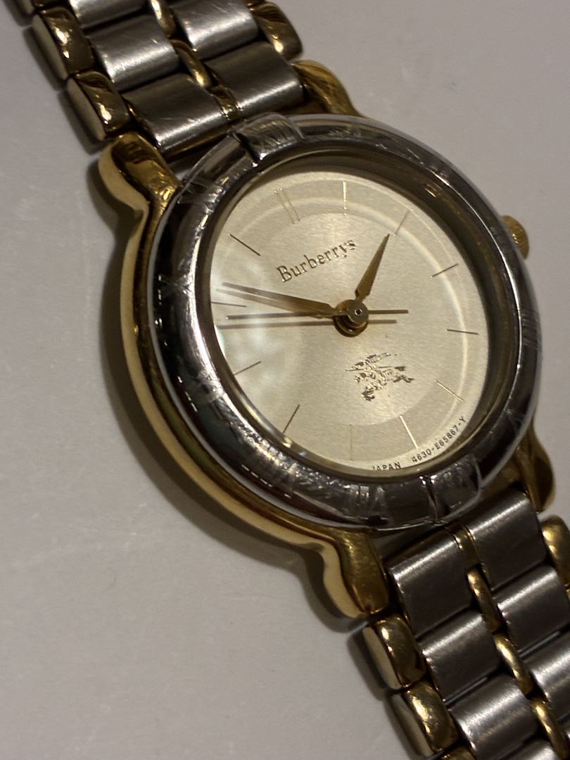BURBERRY Analog Quartz Women
