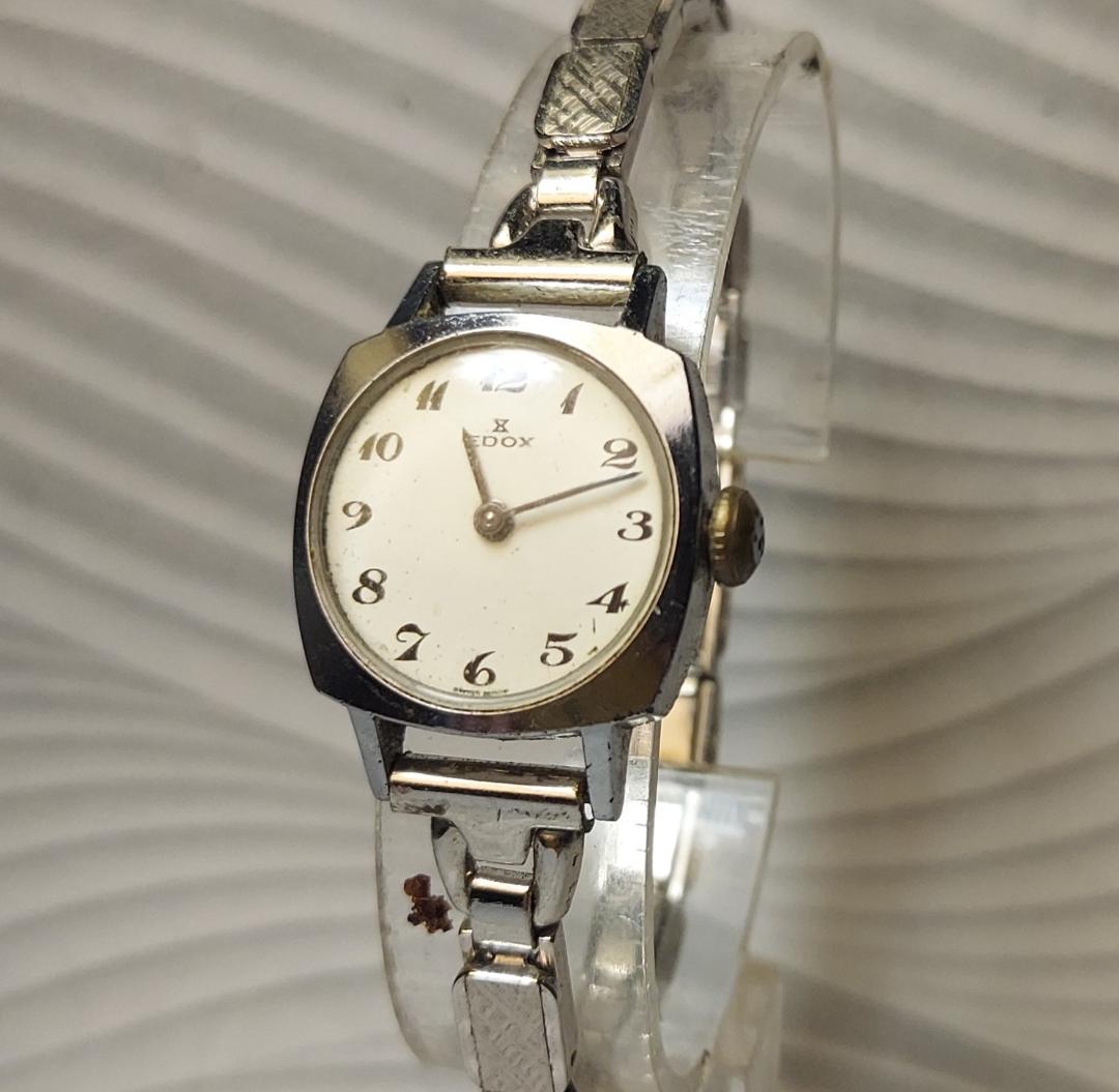 Edox 26446-8 Analog Mechanical (Manual) Women