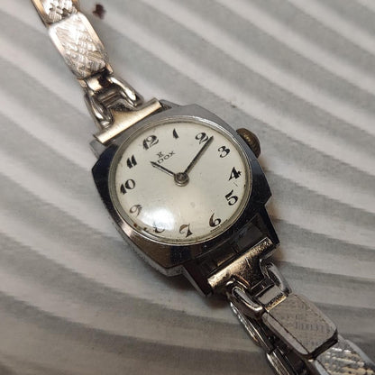 Edox 26446-8 Analog Mechanical (Manual) Women