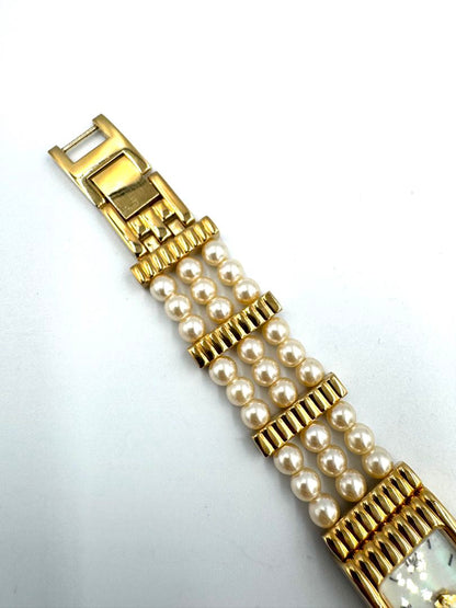 Avon Analog Quartz Women Watch
