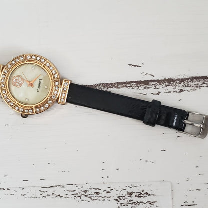 Analog Quartz Women