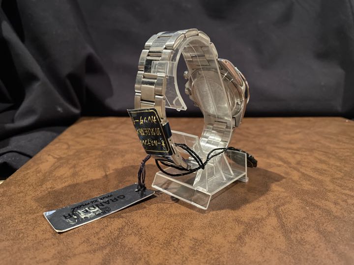 Grandeur 15000 Analog Quartz Men