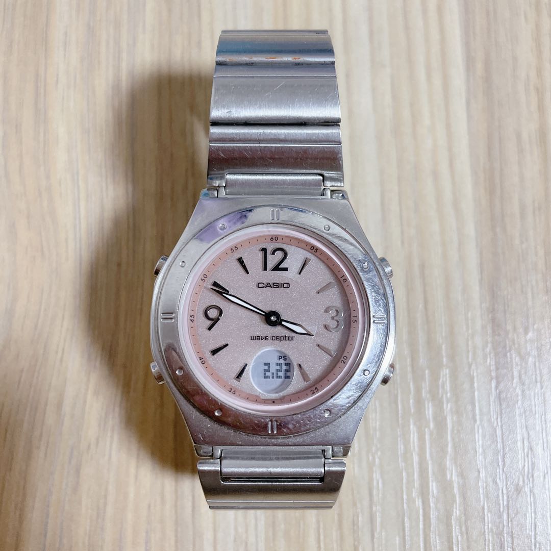 Casio Wave Ceptor Digital-Analog Solar Women