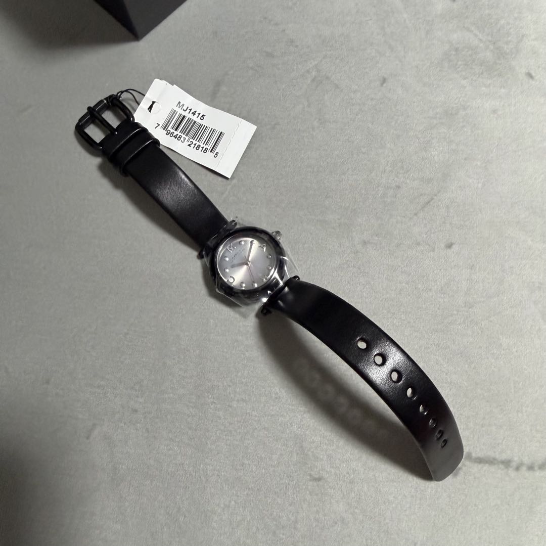 Analog Quartz Women