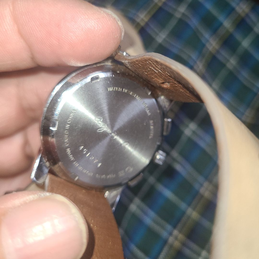 Agnes B. MILITARY V654 Analog Quartz Men