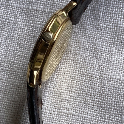 Gucci 3000L Analog Quartz Women