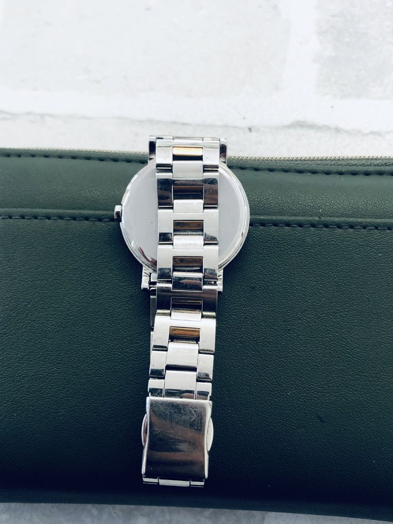Seiko Five 5Y89-0AR0 Analog Quartz Women