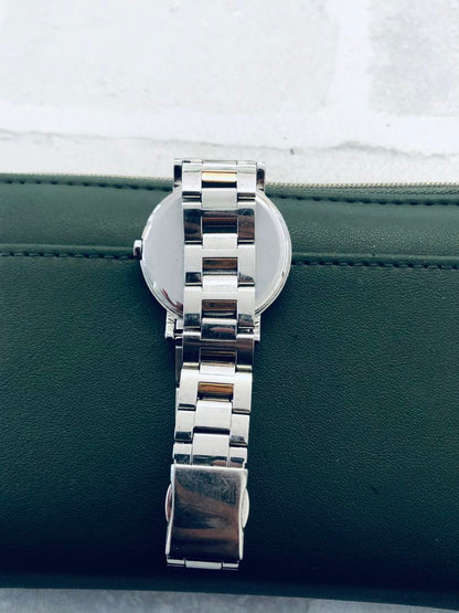 Seiko Five 5Y89-0AR0 Analog Quartz Women