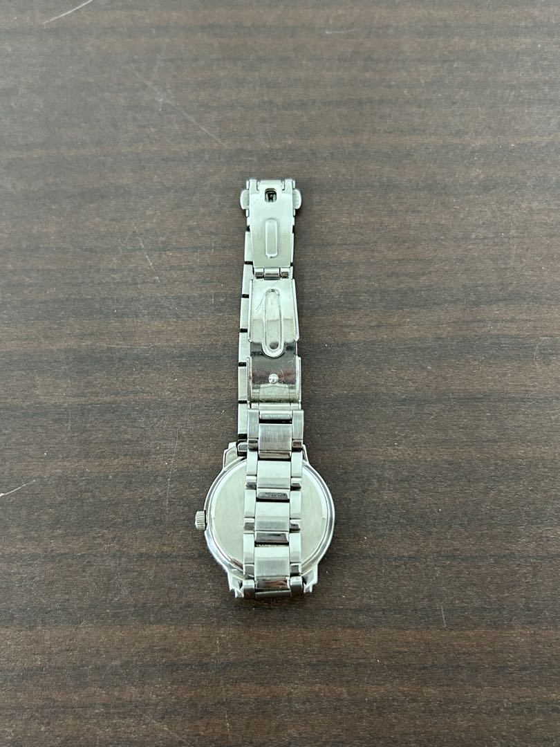 Seiko Alba ingénu ingenu Ingene V137-0AJ0 Analog Solar Women