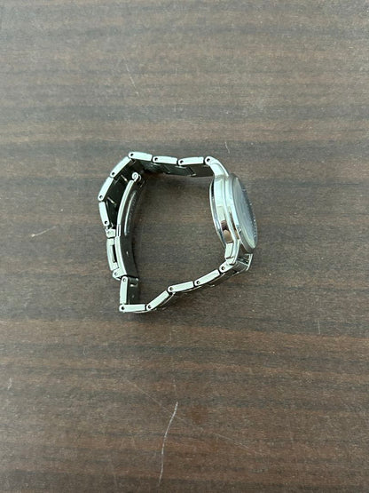 Seiko Alba ingénu ingenu Ingene V137-0AJ0 Analog Solar Women