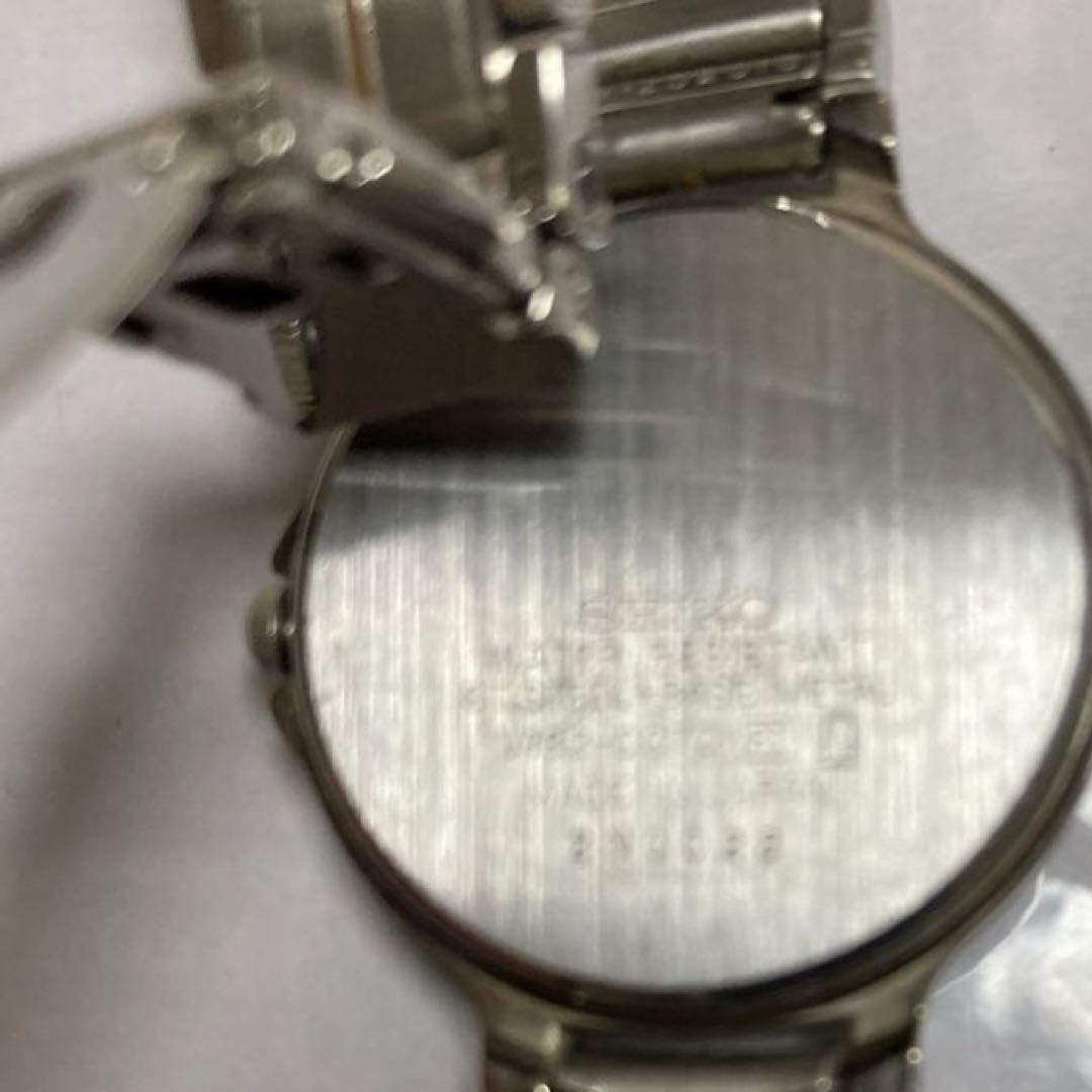 Seiko V182-0C70 Analog Solar Women