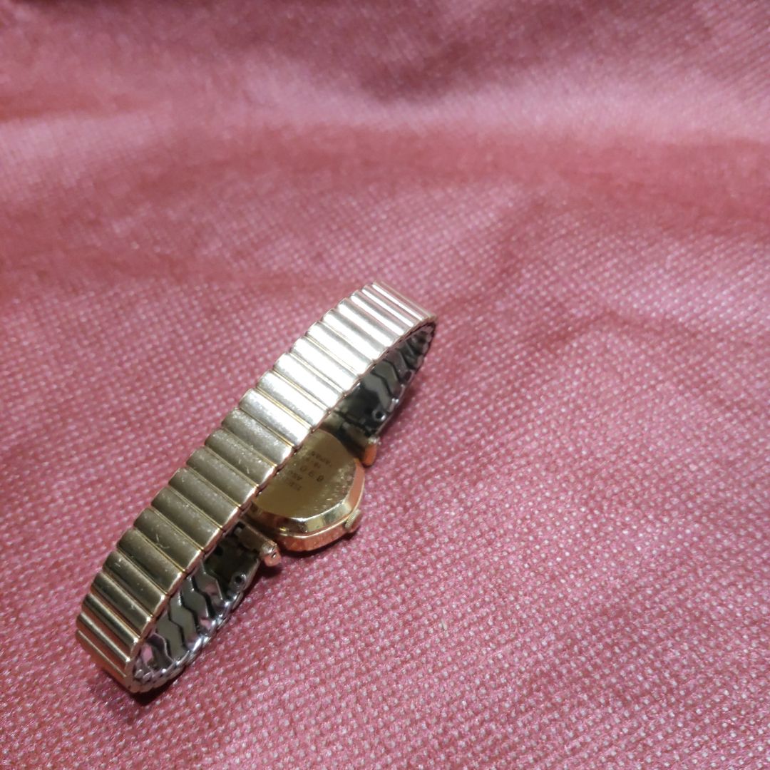 Seiko Analog Quartz Women
