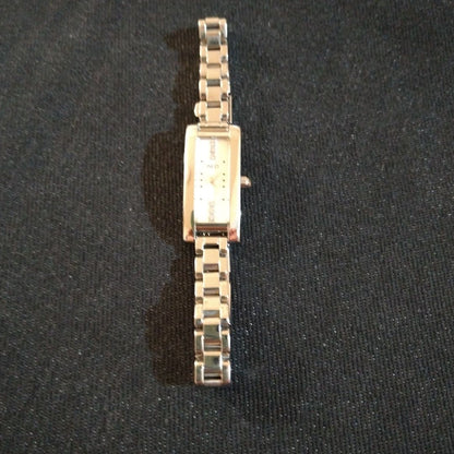 Ined Analog Quartz Women