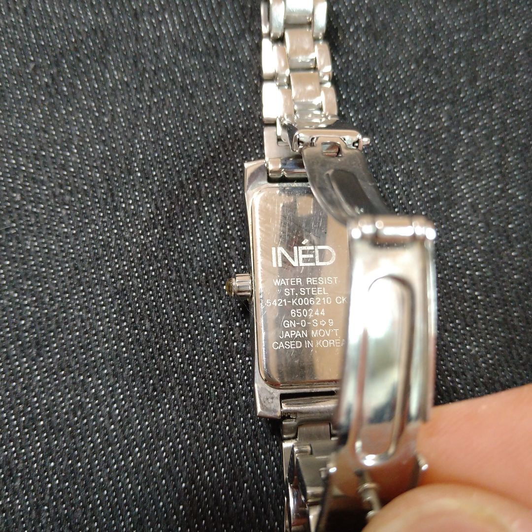 Ined Analog Quartz Women