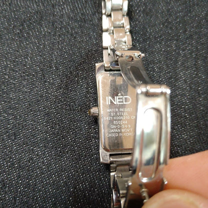 Ined Analog Quartz Women