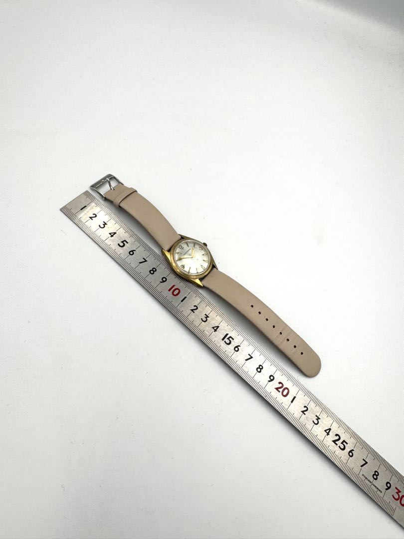 Elgin Analog Mechanical (Manual) Women Sportsman Manual Winding Watch For Parts