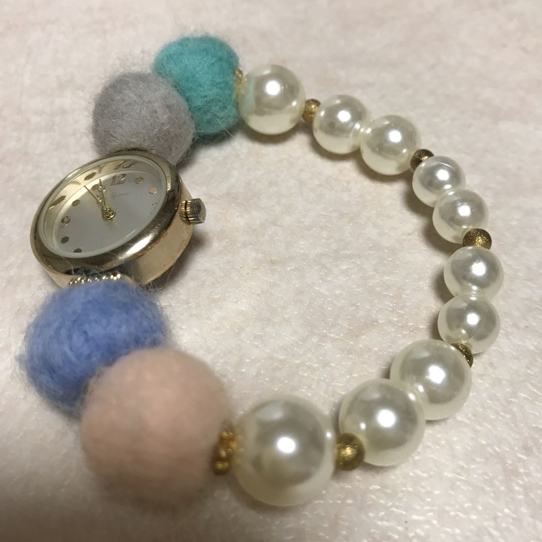 The Spoon Analog Quartz Women