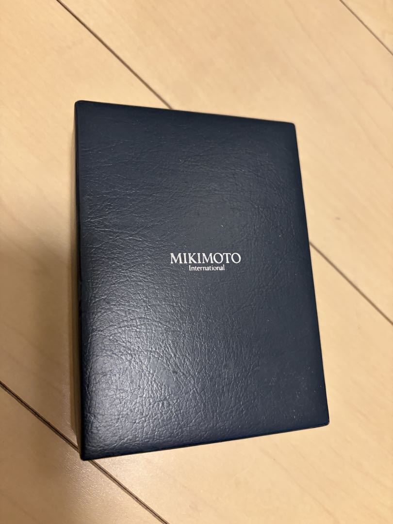 Mikimoto Analog Quartz Women