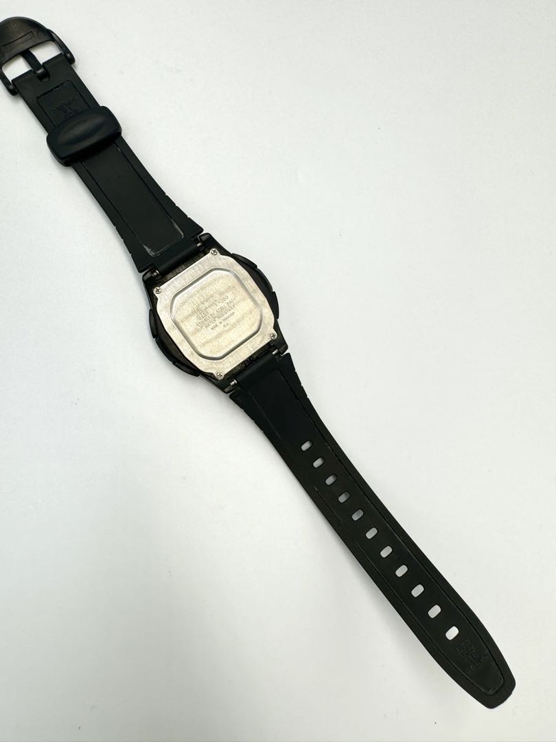 Casio Illuminator Digital Quartz Men Men'S Wristwatch 39Mm Water Resistant