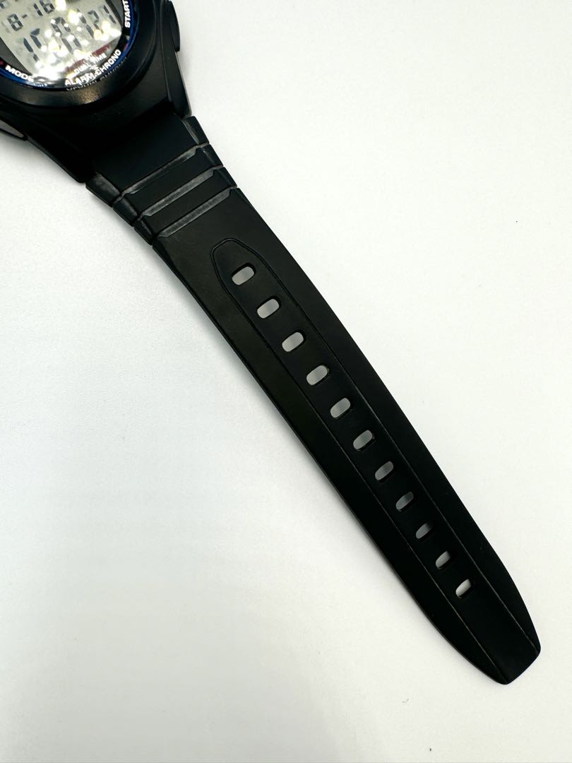 Casio Illuminator Digital Quartz Men Men'S Wristwatch 39Mm Water Resistant