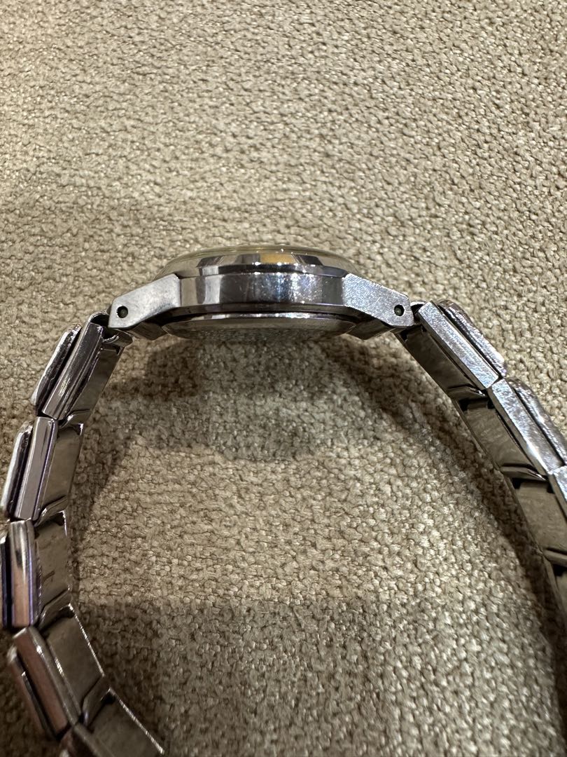 Seiko Special 1140-0100 Analog Mechanical (Manual) Women
