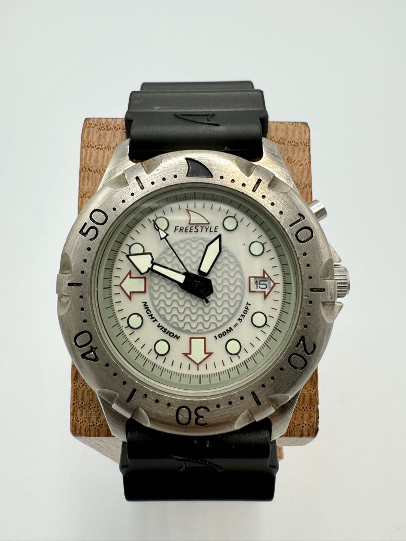 Freestyle Analog Quartz Men Watch