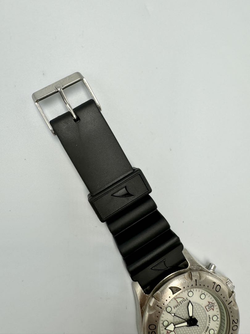 Freestyle Analog Quartz Men Watch