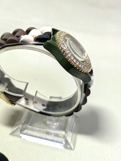 Geneva Platinum Analog Quartz Women ジュネーブプラチナ No 7805アーミーラインストーン稼働中