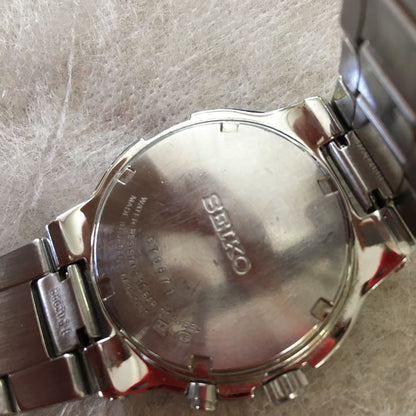 Seiko 6A32-00V0 Analog Quartz Men