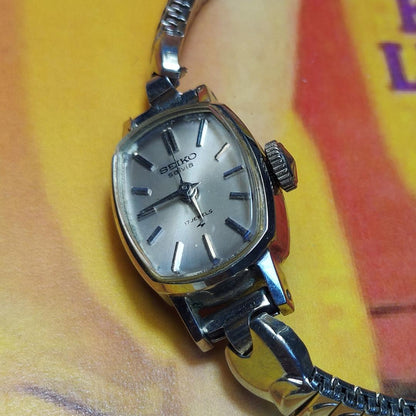 Seiko chorus Salvia Analog Mechanical (Manual) Women
