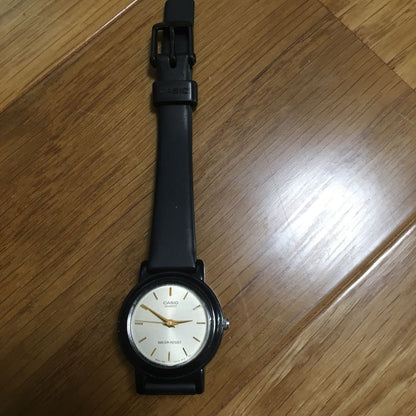 Casio LQ-139 Analog Quartz Women
