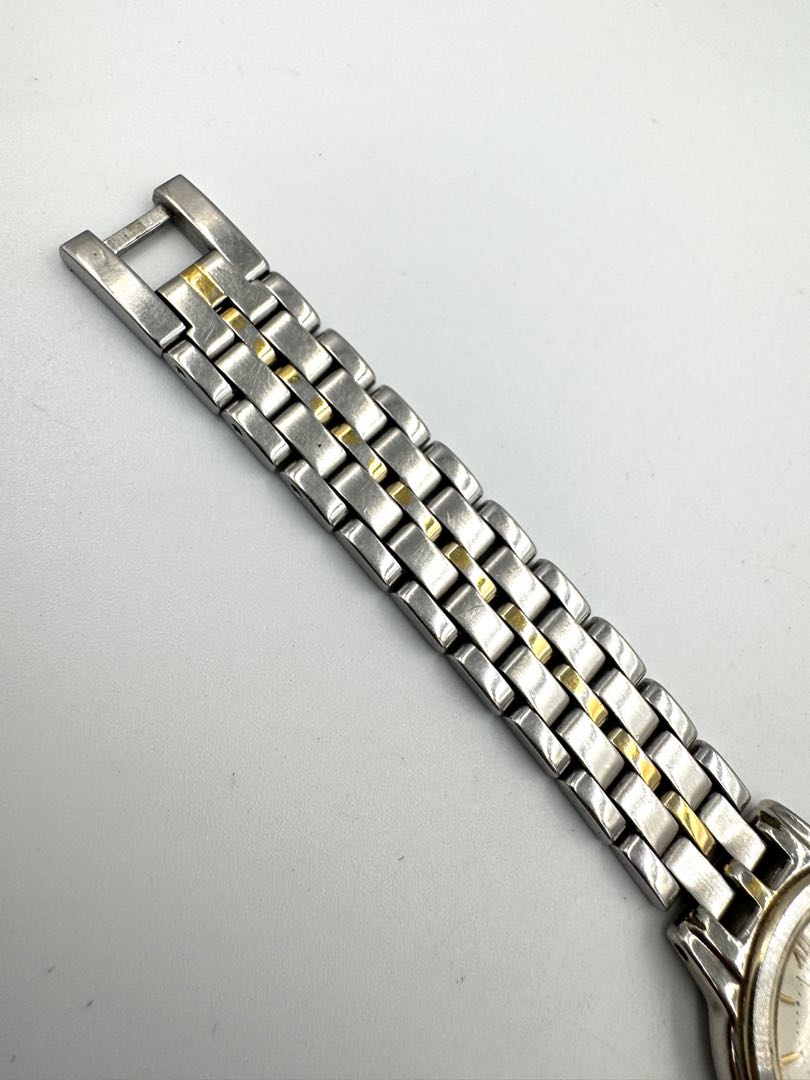 Seiko Lucent 1F21-0K70 Analog Quartz Women