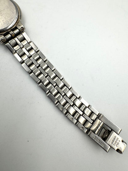 Seiko Lucent 1F21-0K70 Analog Quartz Women