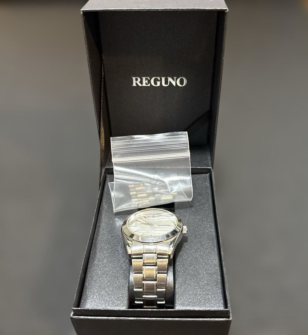 Citizen Regno J800-S106591 Analog Solar Men