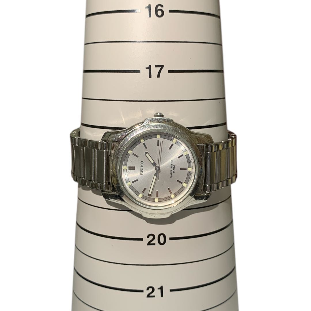 Seiko V701-2170 Analog Quartz Men Watch Operation Confirmed