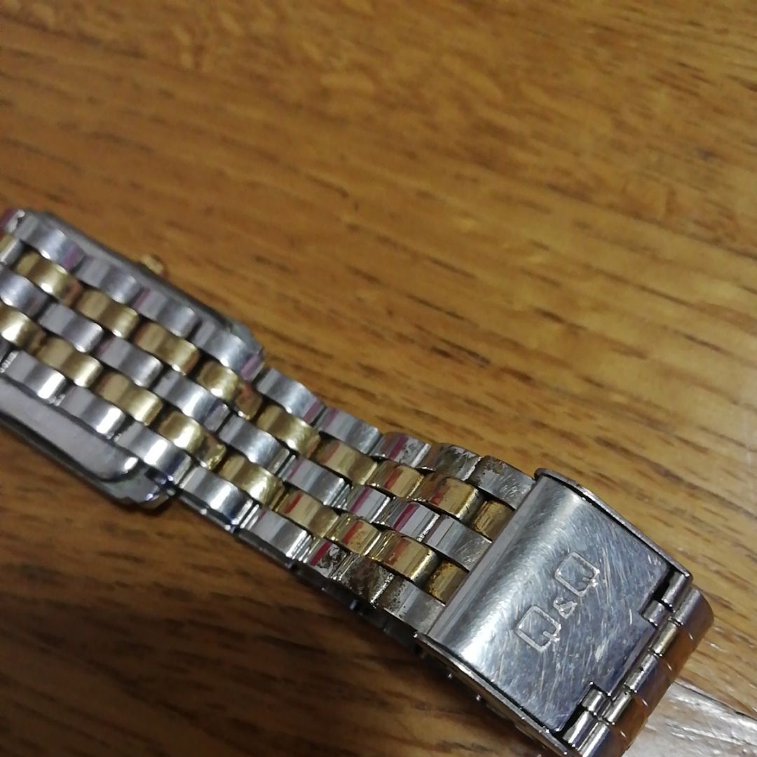 Citizen Q&Q Analog Quartz Women