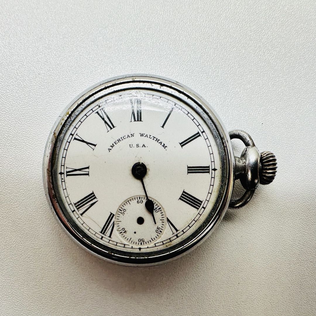 Waltham Analog Mechanical (Manual) Men