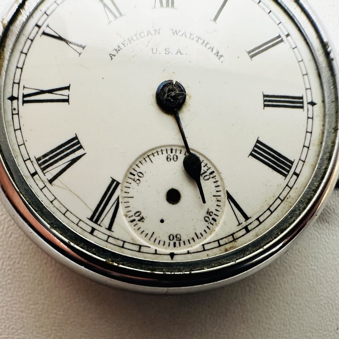 Waltham Analog Mechanical (Manual) Men