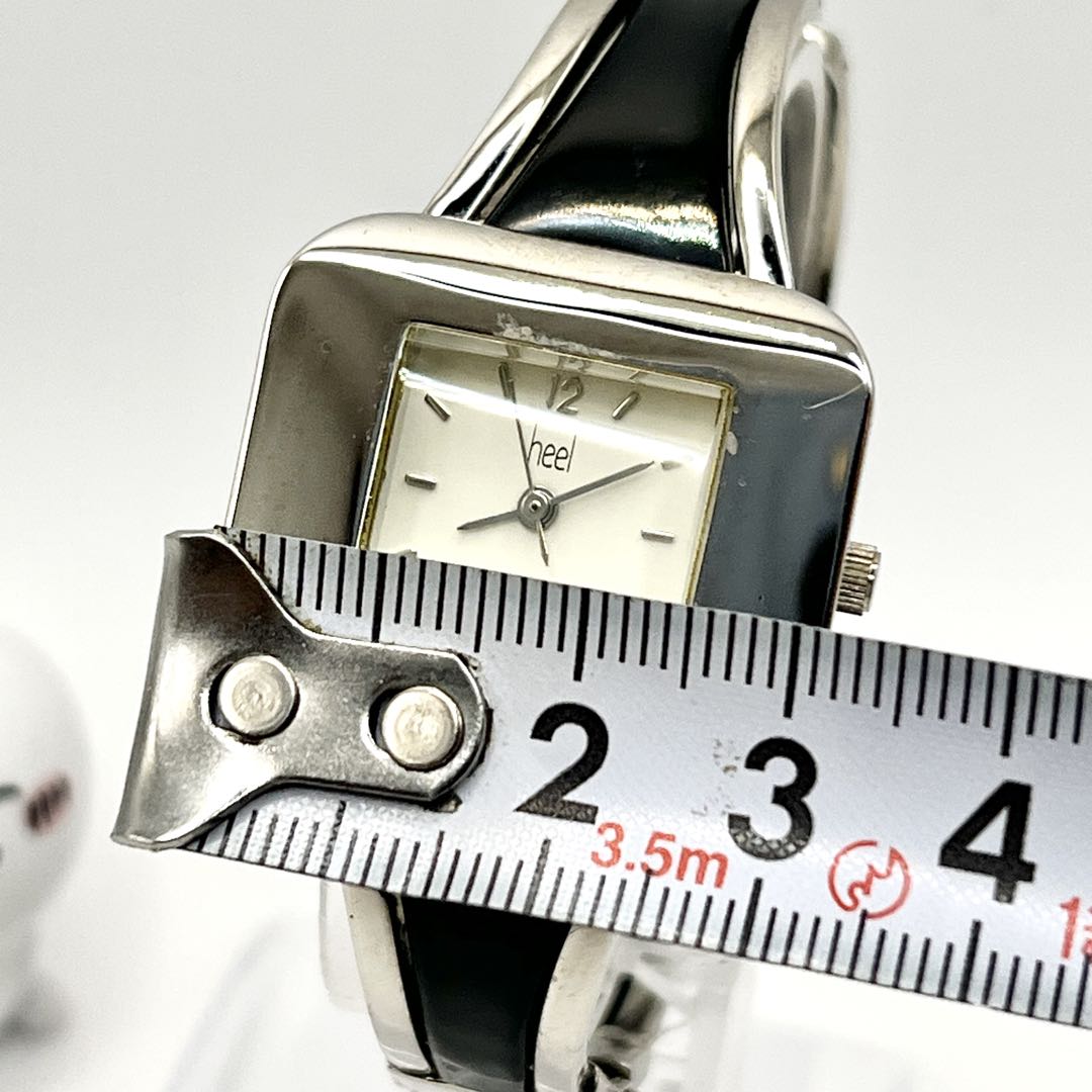 Heel Analog Quartz Women ヒール Watch スクエア ブレスレット レア [For Parts / Junk]