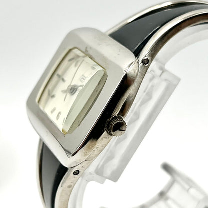 Heel Analog Quartz Women ヒール Watch スクエア ブレスレット レア [For Parts / Junk]