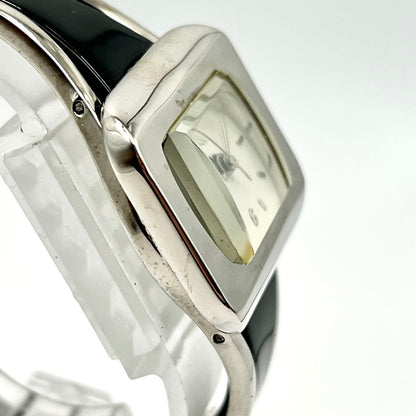 Heel Analog Quartz Women ヒール Watch スクエア ブレスレット レア [For Parts / Junk]