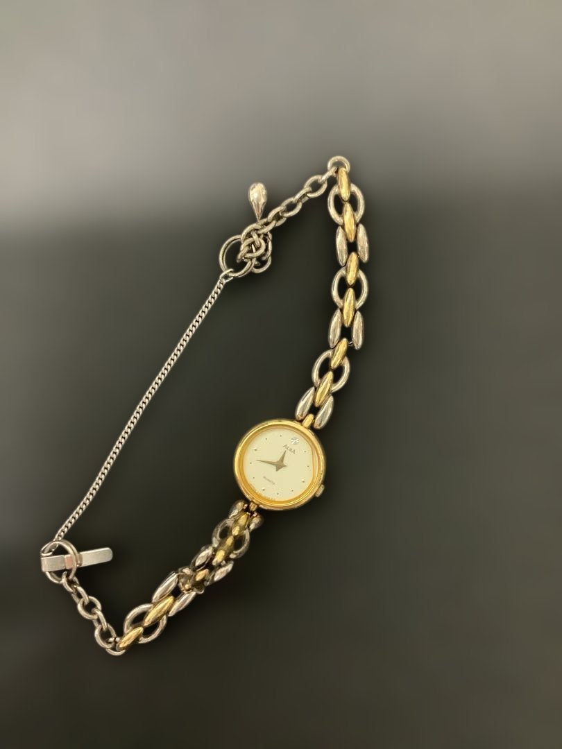Seiko Alba Y150-0B00 Analog Quartz Women