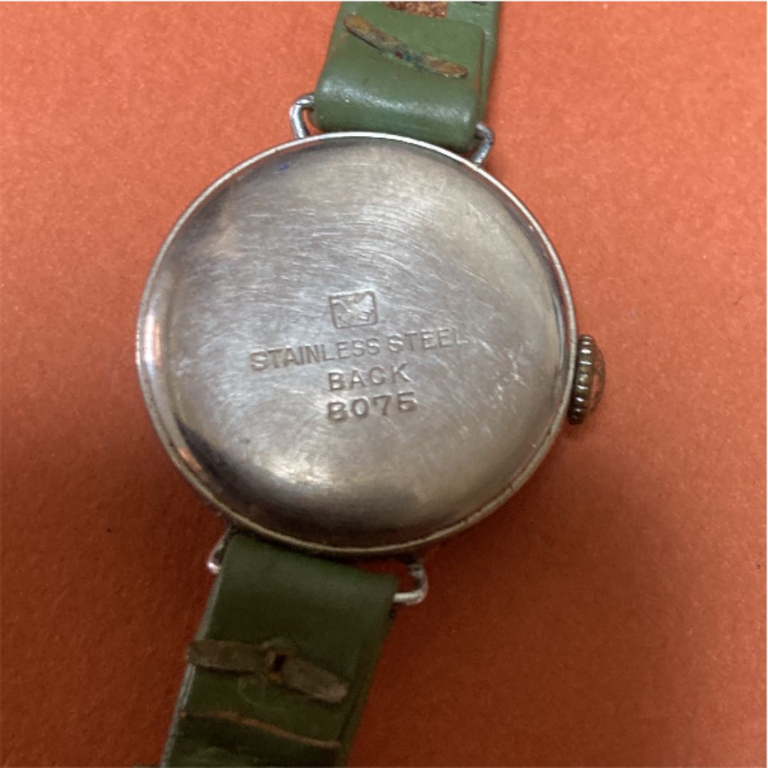 Seiko Small Second Manual 8075 Analog Mechanical (Manual) Unisex Adults Antique Wristwatch - Running Condition