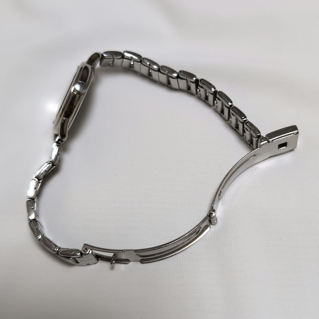 Agnes B. Analog Quartz Women