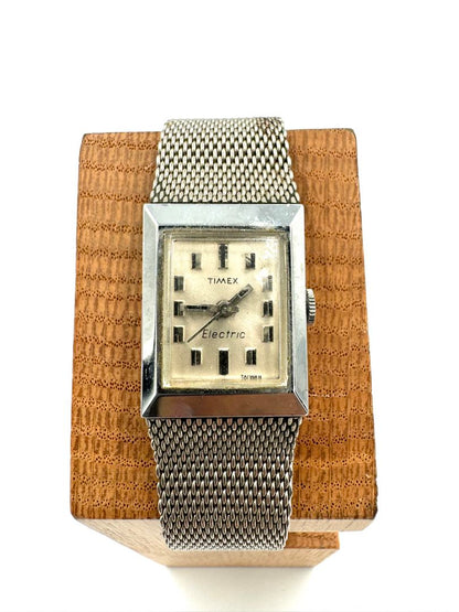 Timex Electric Ladies Digital Quartz Women Vintage Petite Watch Missing Back Cover 18Mm Jdm Junk