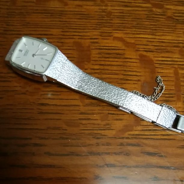 Seiko Analog Quartz Women