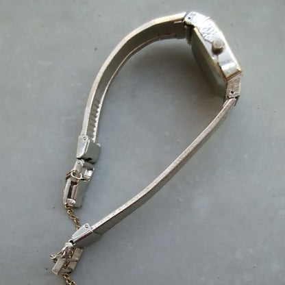 Seiko Analog Quartz Women
