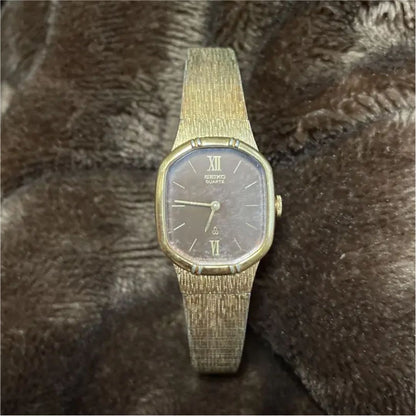 Seiko Analog Quartz Women