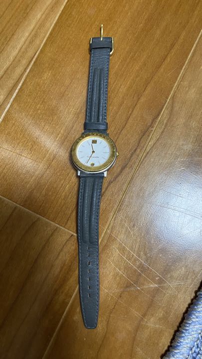 Givenchy Analog Quartz Women