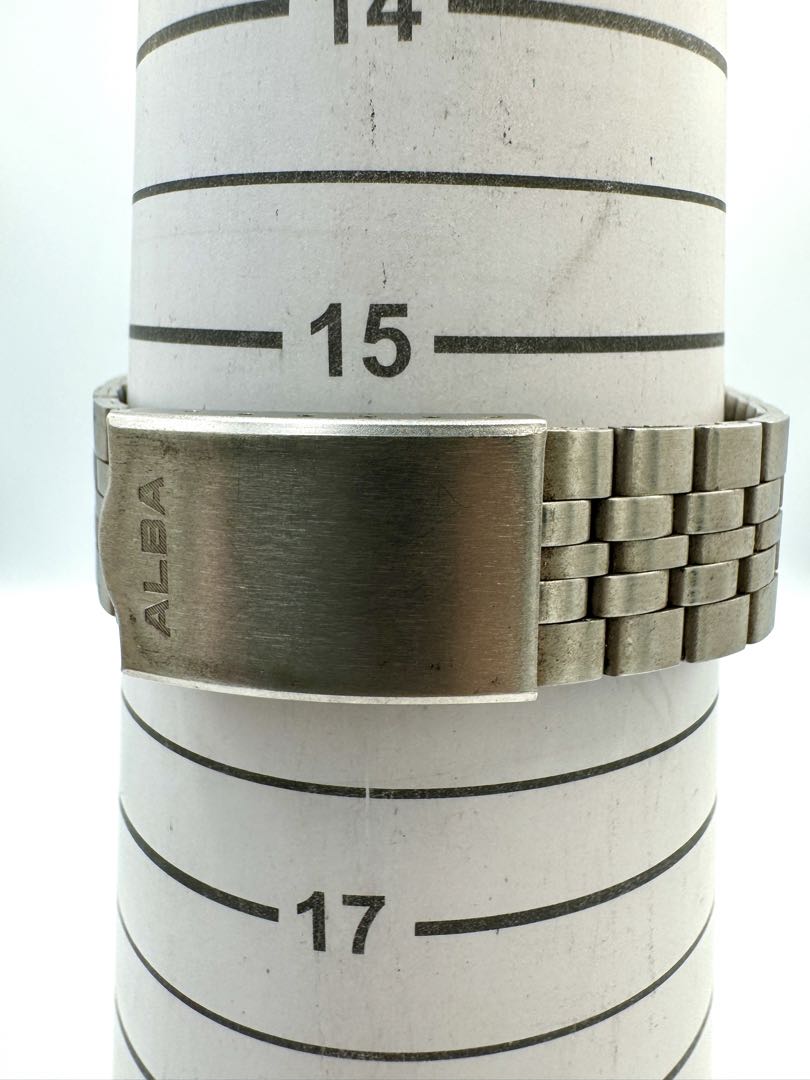 Seiko Alba V102-5010 Analog Quartz Men Solar